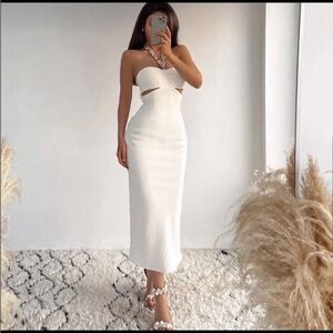 ZARA ECRU CUT OUT CHAIN DRESS LARGE